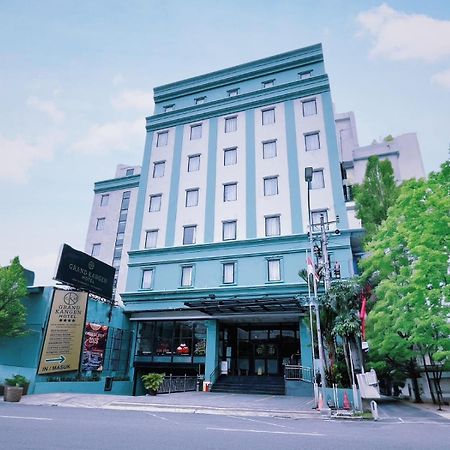 Grand Kangen Hotel Urip Sumoharjo Yogyakarta Ngoại thất bức ảnh