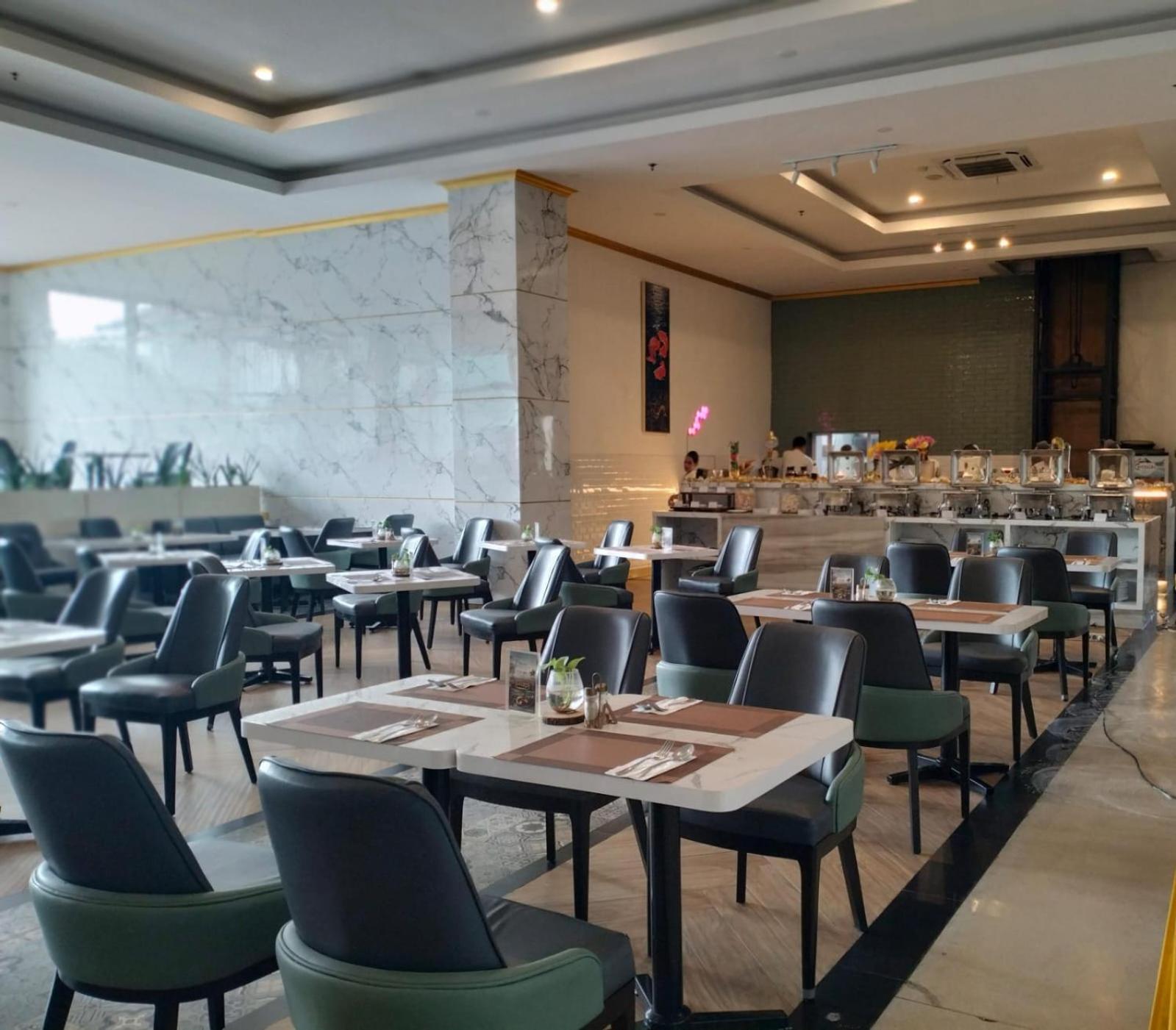 Grand Kangen Hotel Urip Sumoharjo Yogyakarta Ngoại thất bức ảnh